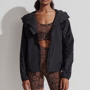 Varley Terrace Windbreaker, BNWT, Size Med